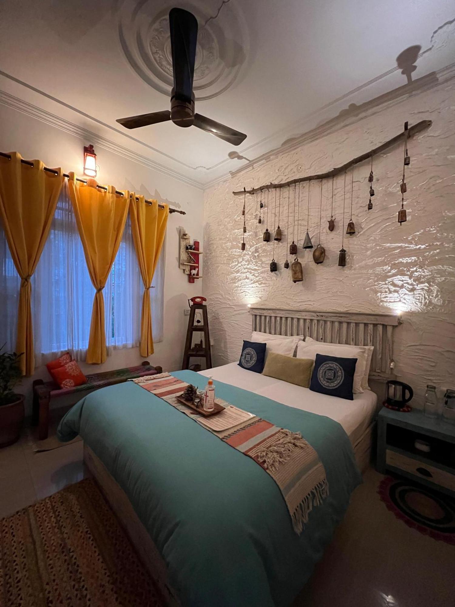 Parvatah Villa Bir  Exterior photo